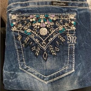 These miss me bootcut jeans are size 28 in excellent condition.